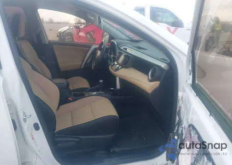 2017 Toyota Rav4 Xle z USA, uszkodzony, nr VIN JTMWFREV9HD104623